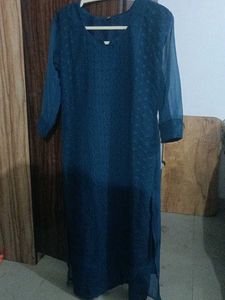 Elegant Blue Embroidered Kurta size M