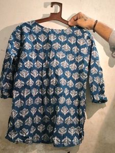 Leaf Print Blue Top