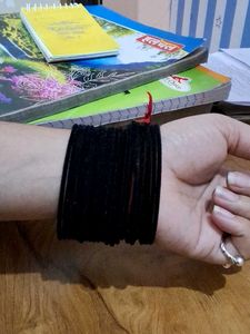 Black Bangle Set