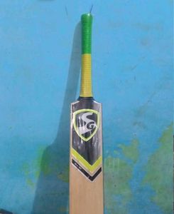 SG Cricket Bat