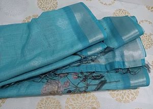 Pure Linen Cotton Saree with Tassel Finish