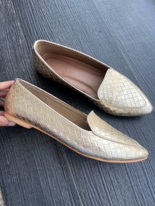 Eridani Golden Flat Bellies