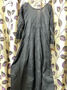 Elegant Embroidered Kurta
