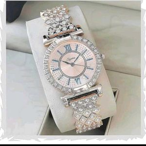 Stylish Women's Crystal Watch