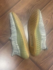 Adidas Yeezy Boost 350 V2