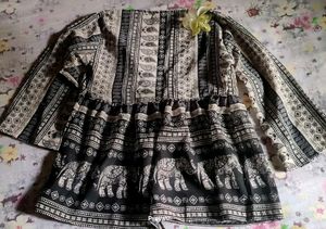 Lovely Elephant &amp; Paisley Patterns lightweight Top