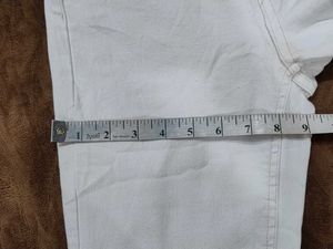 le CORMANG White Raw Hem Jeans