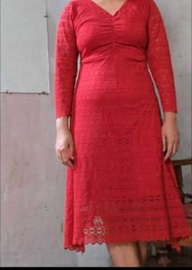 Red Midi Dress - Elegant &amp; Chic