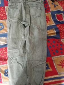 Light Wash Jeans