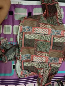 Patterned Top , cropped shirt