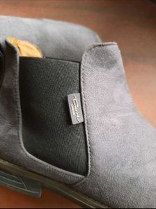 Carlton London Boots