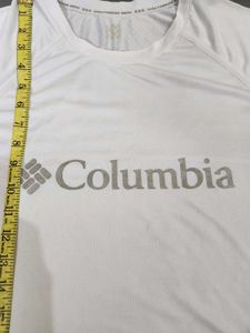 Columbia White T-Shirt🇰🇷🇰🇷🇰🇷