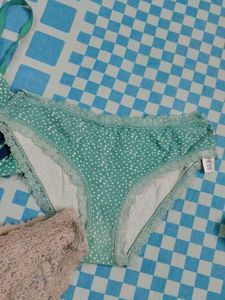 Panty Set - Size Small - Medium