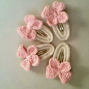 Crochet Bow Hair Clips