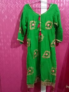 6 Month Old Top Bottom Or Dupatta