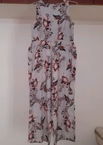 Metro-fashion&#39;s Beautiful Jump Suit