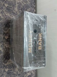 1 Lakh Savings piggy bank