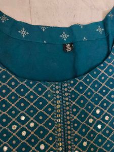 Elegant Teal Embroidered Kurta