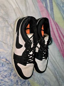 Nike Black And White Sneakers.