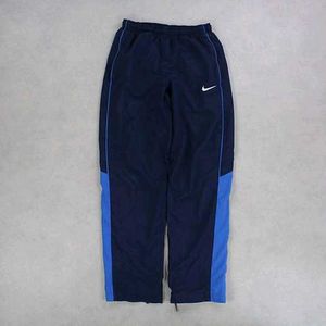 NIKE TRENDING VINTAGE TRACKS