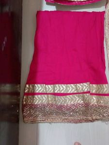 Elegant Pink &amp; Gold Salwar Kameez