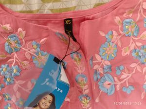 Xs Size New Unused  Pink Embroidered Kurta Set