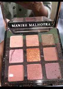 Damaged Myglamm Manish Malhotra Eyeshadow