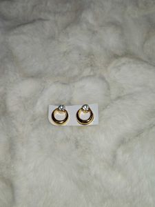 Gold Circle Stud Earrings