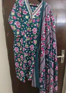 New Unused PureCotton Multi Floral Suit