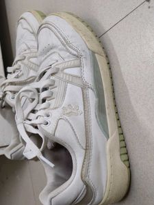 White Asthetic Sneakers👟✨