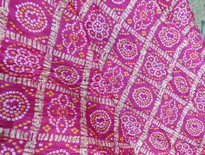 Vibrant Pink Bandhani Dupatta - 2.5m