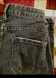 Distressed Wide Leg Jeans