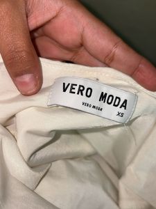 White Embossed Vero Moda Sleeveless Top