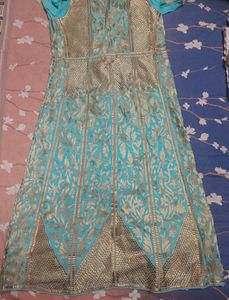 Sea Green Kurta With Golden Work