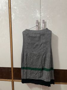 new Pleated Gray Skirt