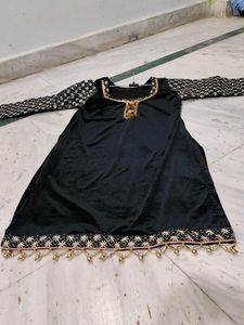 Butique Black Velvet Kurta