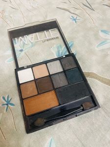 S.f.r color Eyeshadow Palette