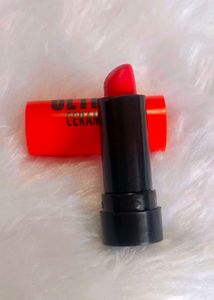 Set of 3 vibrant Ultra Ceramide Lipsticks