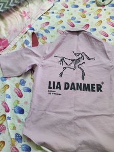 LIA DANMER Graphic Shirt