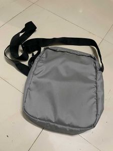 HP Sling Bag
