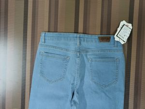Y-22 Size 30 Straight Women Denim Jeans