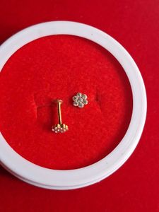Cute Flower Stud Earrings Gold