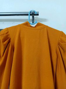 Women&#39;s Orange Top