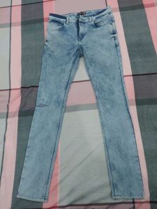 Metronaut Distressed Jeans