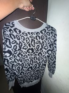 Leopard Print Pullover Sweater