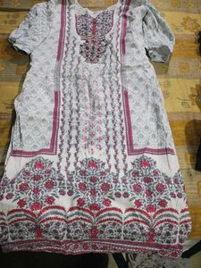 Elegant Floral Print Kurta
