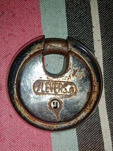 (Lock & Key) 7 Levers Padlock