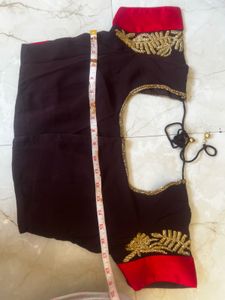 Elegant Embroidered Blouse and saree 💕😍