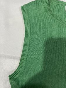 Green crop Top