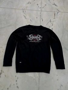 Under Armour Long Sleeve T-Shirt